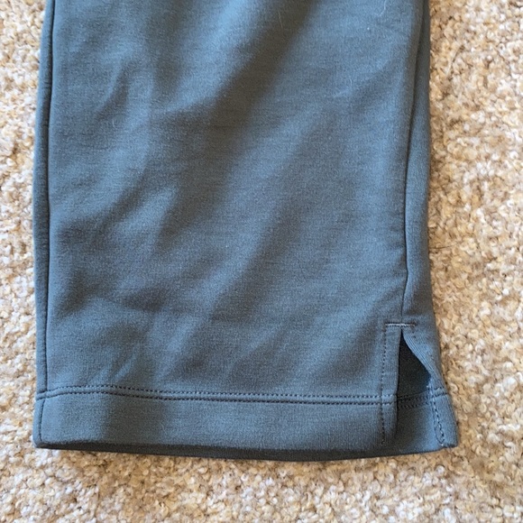 32 Degrees Cool capris size Small new without tags - Picture 5 of 9